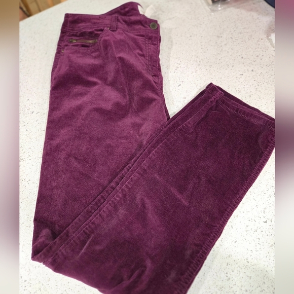 Chico's Women's Berry Flare Jeans - Picture 3 of 8